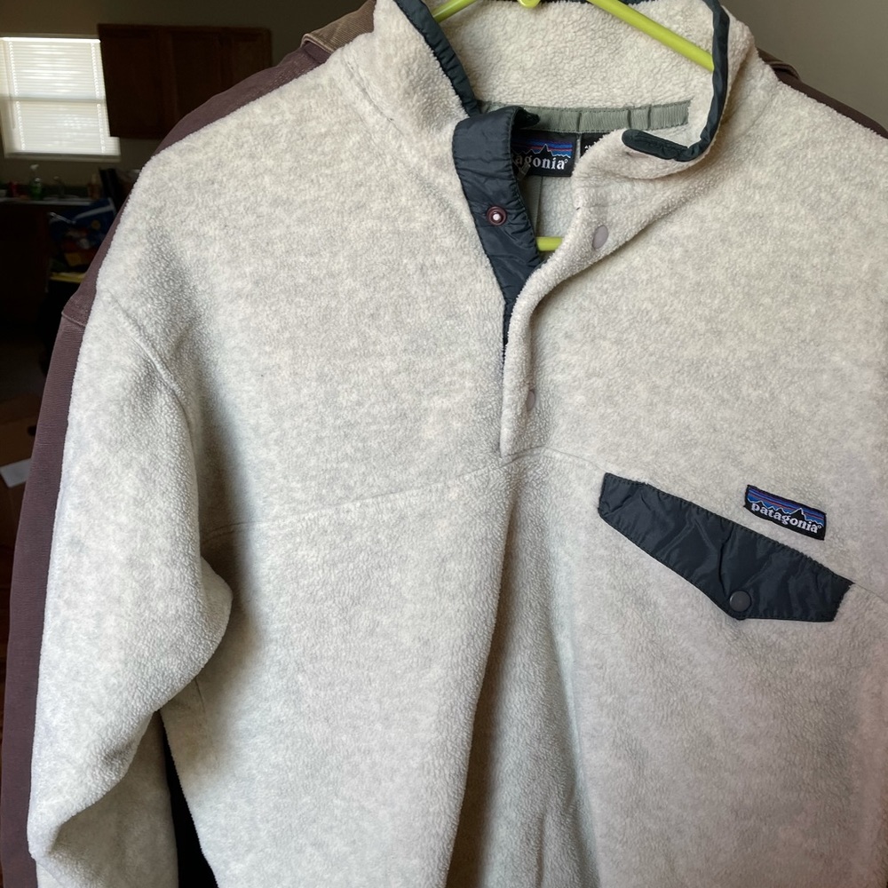 Patagonia fleece pullover